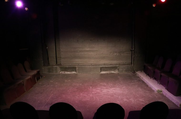 Voorstelling Nona in het theater Nieuwe Nor aan de Pancratiusstraat in Heerlen